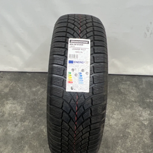 Bridgestone,  235/65/17, Vinter, Part no.: 4671